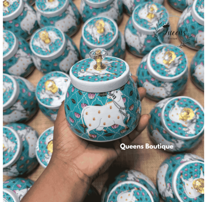 Pichwai Jar
