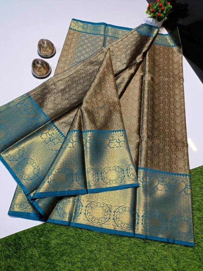 Big Border Sarees - Image 13